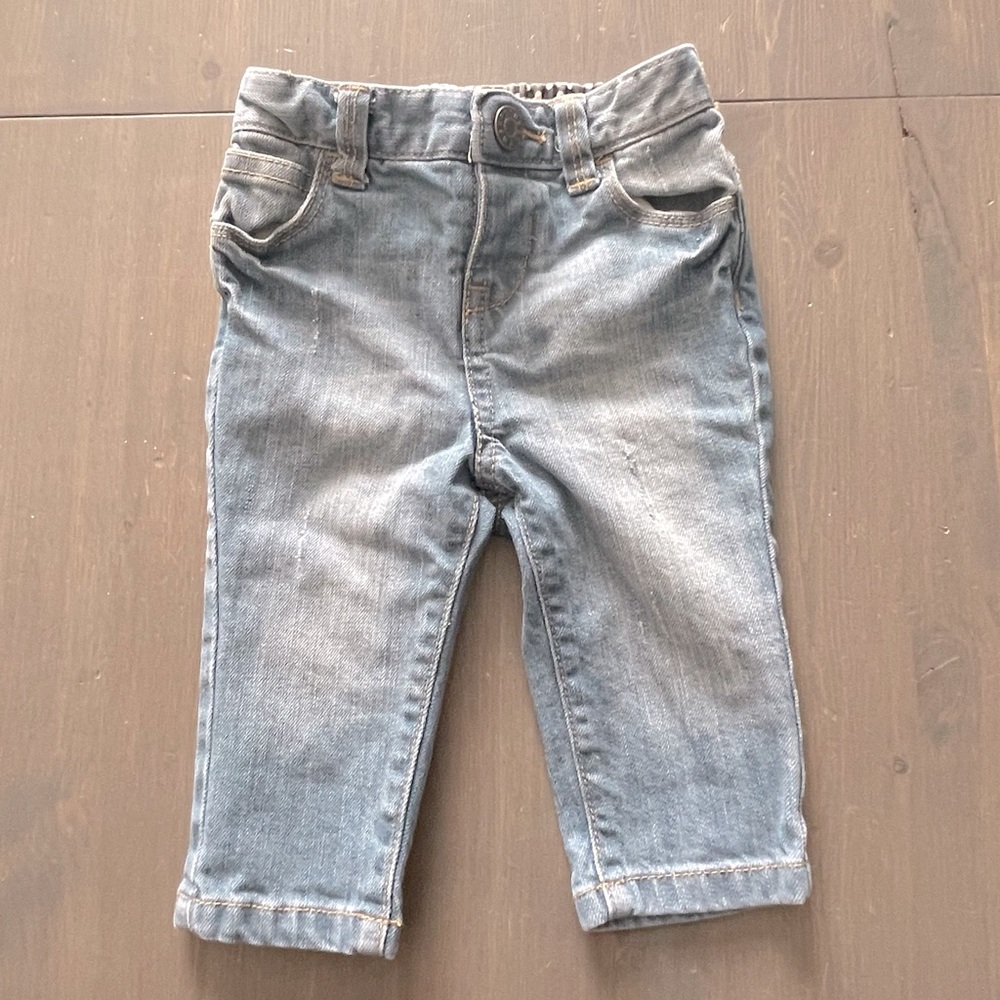 4/$15🌸 Baby Distressed Denim Jeans